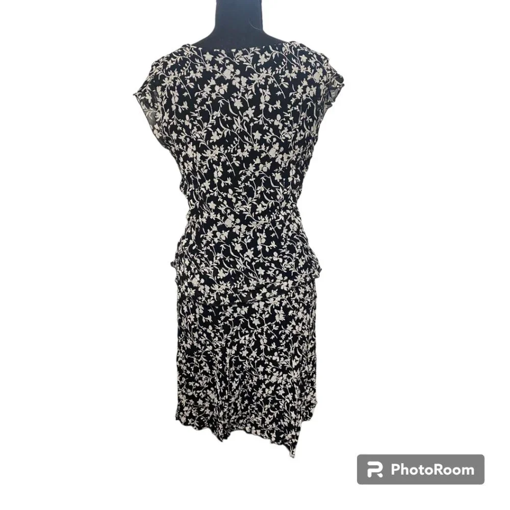Style & Co. Y2K Petite Ladies 2 piece flowy printed skirt and blouse set size 4P